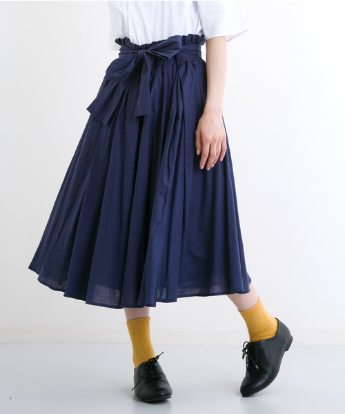MERLOT(メルロー)の「ウエストリボンボリュームフレアスカート633-1527(スカート・レディース・ブラック/ベージュ/オレンジ/ネイビー・FREE)」の4枚目の写真