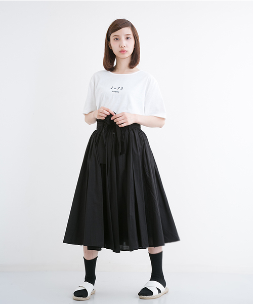 MERLOT(メルロー)の「ウエストリボンボリュームフレアスカート633-1527(スカート・レディース・ブラック/ベージュ/オレンジ/ネイビー・FREE)」の21枚目の写真
