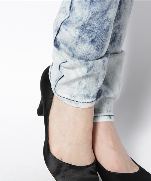 X-girl(エックスガール)の「MICHAEL JEAN(デニムパンツ・レディース・ライトブルー/マルチ・24inch/25inch/26inch/27inch)」の8枚目の写真