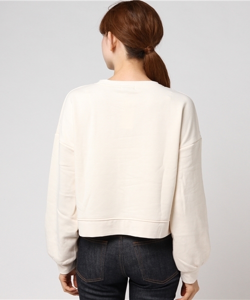 earth music&ecology（アースミュージックアンドエコロジー）の「ドロストスリーブ裏毛プルオーバー（スウェット・レディース・アイボリー/ライトグレー/ネイビー/ピンクベージュ・FREE）」の7枚目の写真
