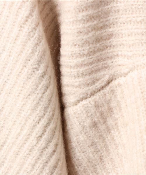 RIVE DROITE（リヴドロワ）の「バイアス片畦Vネックニット（ニット/セーター・レディース・チャコールグレー/ライトグレー/ピンクベージュ・FREE）」の6枚目の写真