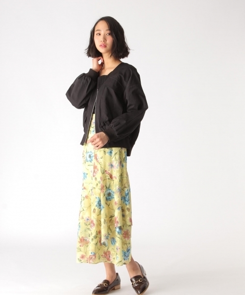 mysty woman（ミスティウーマン）の「BIGポケット付きＶネックブルゾン（ブルゾン・レディース・ブラック/カーキ/グレー・FREE）」の8枚目の写真