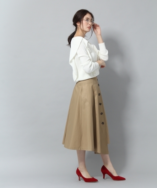 Andemiu（アンデミュウ）の「アゼラッフルＶ／Ｎニット783194（ニット/セーター・レディース・ホワイト/ライトグレー/ネイビー/ピンク・FREE）」の10枚目の写真