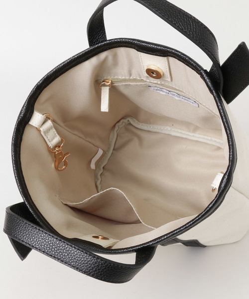 URBAN RESEARCH（アーバンリサーチ）の「2WAYキャンバスショルダーバッグ（トートバッグ・レディース・ブラック/ベージュ/シルバー・-）」の11枚目の写真