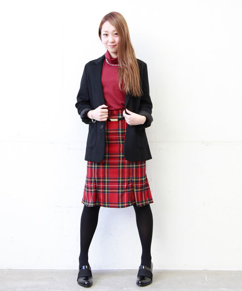 MAISON BOINET（メゾンボワネ）の「MAISON BOINET フラットプレートバックルエナメル（ベルト・レディース・ブラック・75）」の5枚目の写真