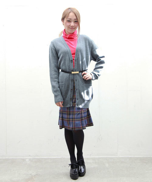 MAISON BOINET（メゾンボワネ）の「MAISON BOINET フラットプレートバックルエナメル（ベルト・レディース・ブラック・75）」の4枚目の写真