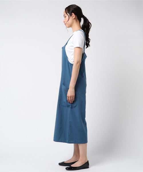 LBC（エルビーシー）の「ダブルストラップゆるサロペット（サロペット/オーバーオール・レディース・ブラック/ブルー・M）」の3枚目の写真