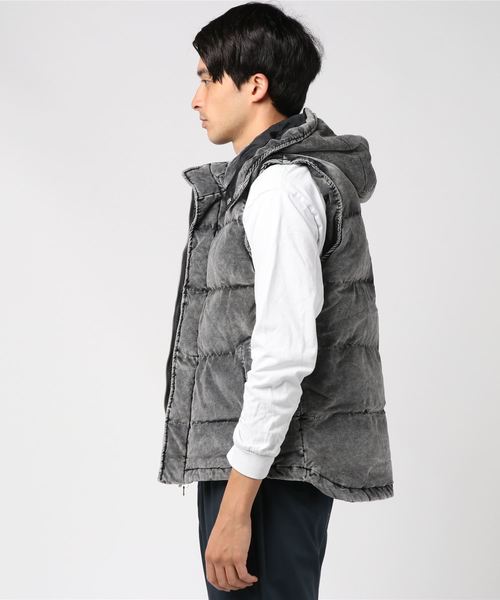 Revo.(レボ)の「Revo. 4WAY ストレッチナイロンコーチジャケット(ナイロンジャケット・メンズ・ブラック/ベージュ/ロイヤルブルー/オレンジ・MEDIUM/LARGE)」の5枚目の写真