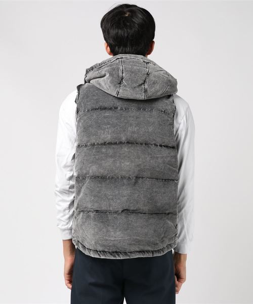 Revo.(レボ)の「Revo. 4WAY ストレッチナイロンコーチジャケット(ナイロンジャケット・メンズ・ブラック/ベージュ/ロイヤルブルー/オレンジ・MEDIUM/LARGE)」の6枚目の写真