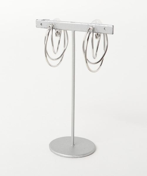 RIVE DROITE（リヴドロワ）の「3連フープイヤリング-（イヤリング・レディース・ゴールド/シルバー・FREE）」の2枚目の写真