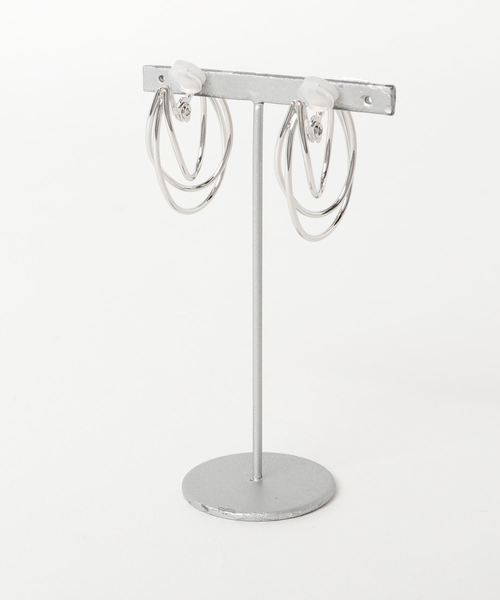 RIVE DROITE（リヴドロワ）の「3連フープイヤリング-（イヤリング・レディース・ゴールド/シルバー・FREE）」の3枚目の写真