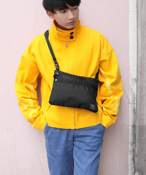 Gab.Bler(ギャブラー)の「【Gab.Bler】GBR1802/ナイロンサコッシュバッグ(ボディバッグ/ウエストポーチ)」|ブラック