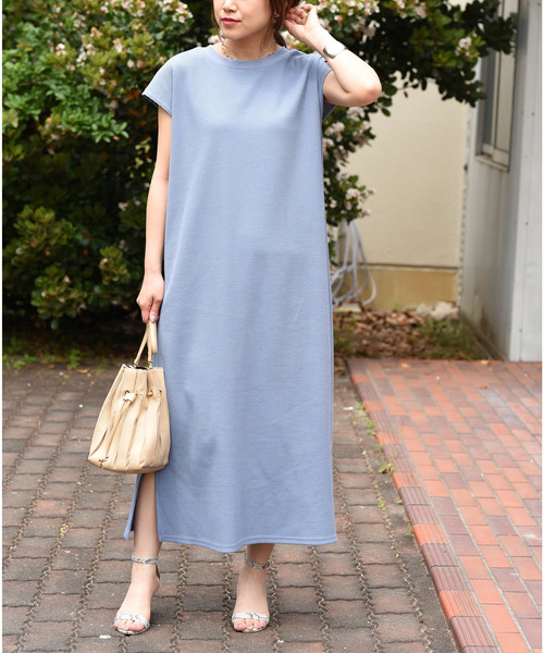 LHELBIE（レルビエ）の「バックボタンワッフルサーマルスリット2wayロングワンピース（ワンピース・レディース・ブラック/ベージュ/サックスブルー/アイボリー・M）」の5枚目の写真