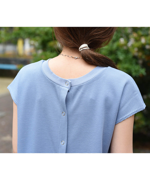 LHELBIE（レルビエ）の「バックボタンワッフルサーマルスリット2wayロングワンピース（ワンピース・レディース・ブラック/ベージュ/サックスブルー/アイボリー・M）」の10枚目の写真