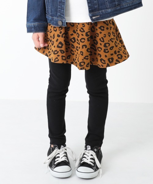 devirock(デビロック)の「プリント10分丈スカッツ(スカート・キッズ・ベージュ/カモフラージュ/ラベンダー/ブラック系その他/グレー系その他/ブルー系その他/キャメル/グレー系その他2/グレー系その他3/ドット/ブラック系その他2/ブルー系その他2/ブラック系その他3/ブラック系その他4/スモークピンク/ブルー系その他3/ブルー系その他4/スミクロ/ホワイト系その他/モカ/ブラック系その他5/ブラック系その他6/ホワイト系その他2/ブルー系その他5・80cm/90cm/95cm/110cm/100cm/120cm/130cm/140cm/150cm/160cm)」の21枚目の写真