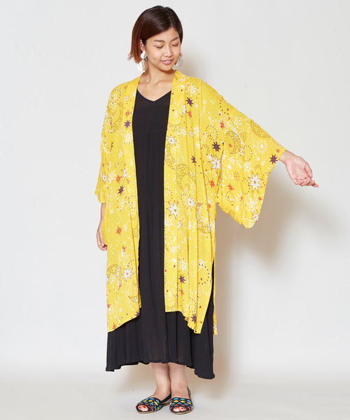 チャイハネ(チャイハネ)の「【チャイハネ】夜空の星柄キモノスリーブロングカーディガン(カーディガン/ボレロ・レディース・ブラック/ネイビー/イエロー・FREE)」の1枚目の写真