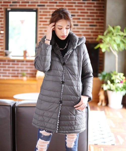 ラビットファーリバーシブルダウンコート（ダウンジャケット/コート