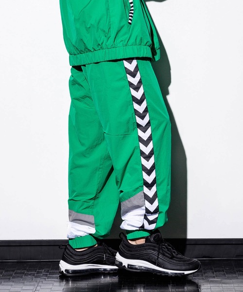 HUMMEL HIVE（ヒュンメルハイブ）の「hummel(ヒュンメル)シェブロン