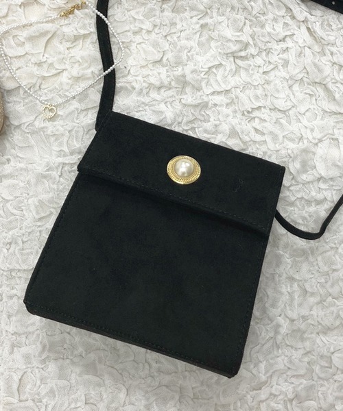 apres jour(アプレジュール)の「【apres jour×ARIAZ】パール付きスエードバッグ(ショルダーバッグ・レディース・ブラック/ベージュ・FREE)」の2枚目の写真