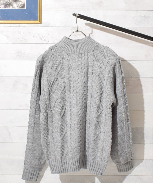 B.I.D.（ビーアイディー）の「ケーブルモックネックニット（ニット/セーター・レディース・アイボリー/マスタード/オフホワイト/ブルー/カーキ/ベージュ/ワイン/ダークグリーン/モカ/キャメル/オリーブ/ブラック/グレー/ネイビー/ブラウン・M/L/LL）」の5枚目の写真