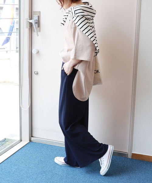 andme(アンドミー)の「ストレッチイージーワイドパンツ ウエストゴム(スラックス・レディース・イエロー/ブラック/ベージュ/ネイビー・M)」の17枚目の写真