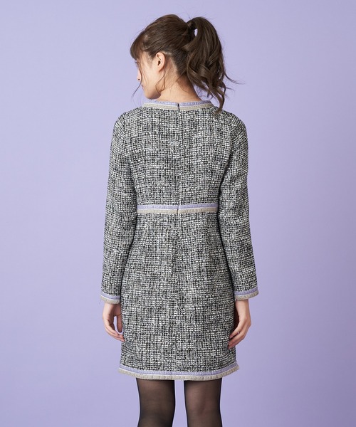 MIIA（ミーア）の「ベロア配色ツイードワンピース（ワンピース・レディース・パープル/ブラック/ベージュ・FREE）」の6枚目の写真