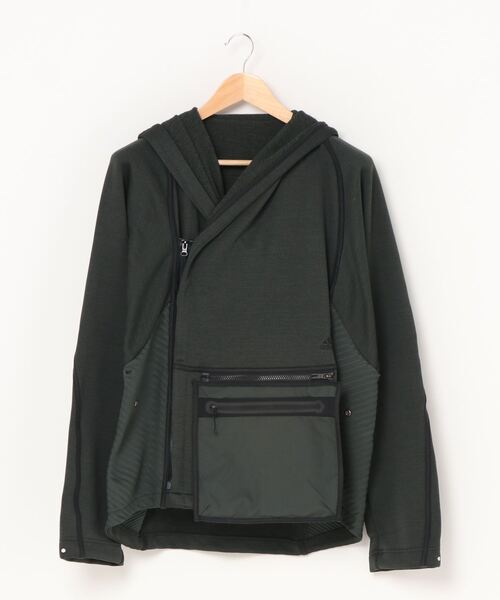 adidas（アディダス）の「アスレティクス プライム COLD. RDY