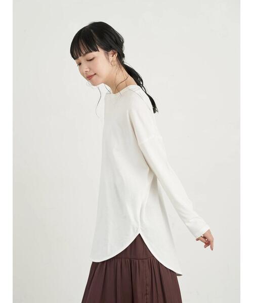 earth music&ecology（アースミュージックアンドエコロジー）の「ラウンドヘムカットチュニック ＊〇（Tシャツ/カットソー・レディース・ブラック/ベージュ/オフホワイト・FREE）」の8枚目の写真