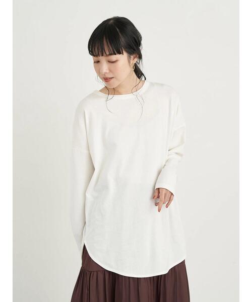 earth music&ecology（アースミュージックアンドエコロジー）の「ラウンドヘムカットチュニック ＊〇（Tシャツ/カットソー・レディース・ブラック/ベージュ/オフホワイト・FREE）」の2枚目の写真