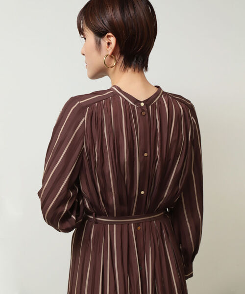 NOLLEY’S Sophi（ノーリーズソフィ）の「前後2wayストライプワンピース（シャツワンピース・レディース・ブラウン系その他3/ブルー系その他3・38/36）」の20枚目の写真