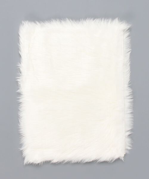 aimoha（アイモハ）の「ファーラグマット（ラグ/マット・レディース・ホワイト/ピンク/キャメル/ホワイト系その他/ピンク系その他・FREE）」の3枚目の写真