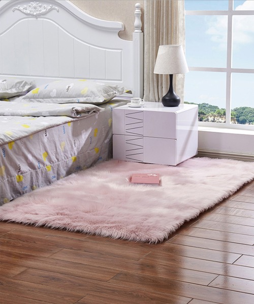 aimoha（アイモハ）の「ファーラグマット（ラグ/マット・レディース・ホワイト/ピンク/キャメル/ホワイト系その他/ピンク系その他・FREE）」の15枚目の写真