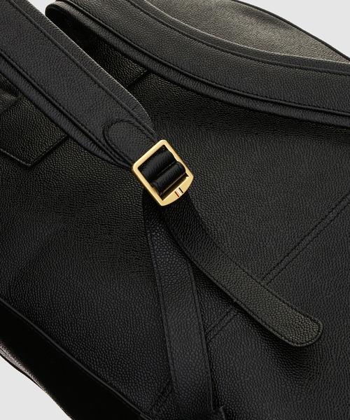 THOM BROWNE（トムブラウン）の「STRUCTURED BACKPACK IN PEBBLE