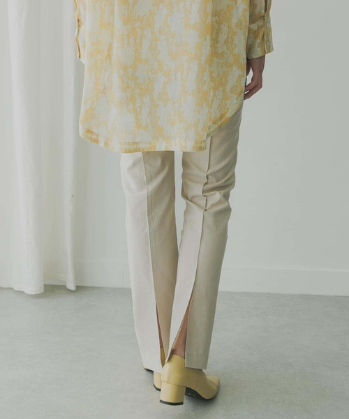 KBF+（ケービーエフプラス）の「KBF+　バックスリットセミフレアパンツ（その他パンツ・レディース・ブルー/ピンク/ライトベージュ・36/38）」の5枚目の写真