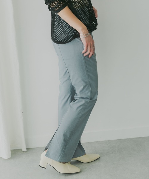 KBF+（ケービーエフプラス）の「KBF+　バックスリットセミフレアパンツ（その他パンツ・レディース・ブルー/ピンク/ライトベージュ・36/38）」の6枚目の写真