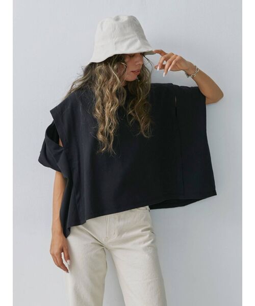 Ungrid（アングリッド）の「スリーブスリットデザインTee（Tシャツ/カットソー・レディース・ブラック/オフホワイト/モカ・FREE）」の11枚目の写真