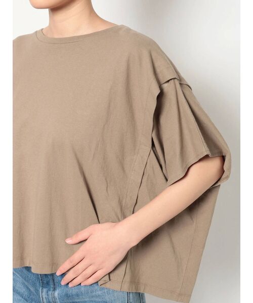 Ungrid（アングリッド）の「スリーブスリットデザインTee（Tシャツ/カットソー・レディース・ブラック/オフホワイト/モカ・FREE）」の20枚目の写真