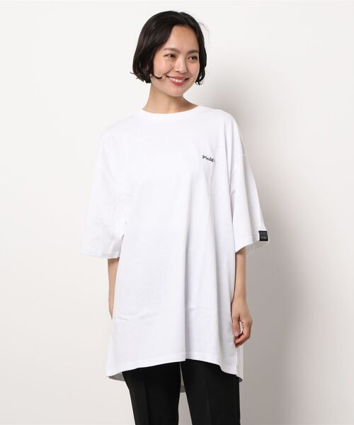 Pledge(プレッジ)の「【pledge】ビッグシルエット バックプリントTシャツ(Tシャツ/カットソー・レディース・ホワイト系その他/ホワイト系その他2/ホワイト系その他6/ブラック系その他・LARGE/MEDIUM)」の3枚目の写真