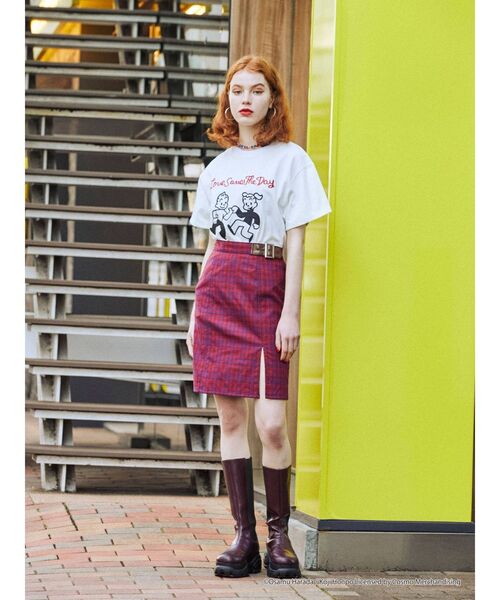 OSAMU GOODS(オサムグッズ)の「OSAMU GOODS BIG Tシャツ(Tシャツ/カットソー・レディース・オフホワイト/ブラック/レッド・MEDIUM)」の10枚目の写真