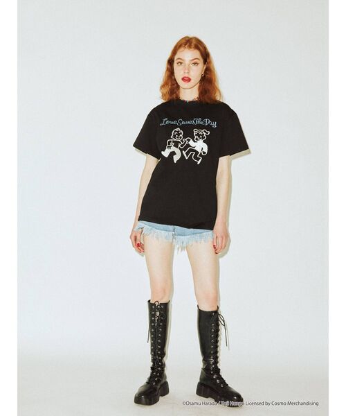 OSAMU GOODS(オサムグッズ)の「OSAMU GOODS BIG Tシャツ(Tシャツ/カットソー・レディース・オフホワイト/ブラック/レッド・MEDIUM)」の18枚目の写真