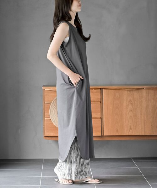 rps（アールピーエス）の「ノースリーブカットワンピース（ワンピース・レディース・ブラック/パープル/モカ/グレイッシュベージュ/ライトカーキ/ブラウン/ブルー/チャコールグレー/カーキ・M/フリー）」の13枚目の写真