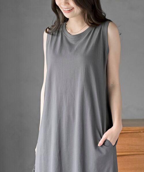 rps（アールピーエス）の「ノースリーブカットワンピース（ワンピース・レディース・ブラック/パープル/モカ/グレイッシュベージュ/ライトカーキ/ブラウン/ブルー/チャコールグレー/カーキ・M/フリー）」の14枚目の写真