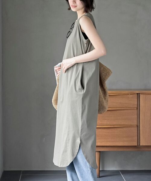 rps（アールピーエス）の「ノースリーブカットワンピース（ワンピース・レディース・ブラック/パープル/モカ/グレイッシュベージュ/ライトカーキ/ブラウン/ブルー/チャコールグレー/カーキ・M/フリー）」の19枚目の写真