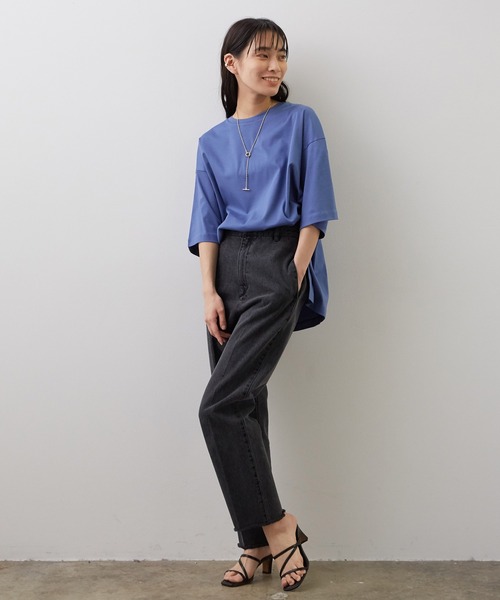 SALON adam et rope'（サロン アダム エ ロペ）の「シルケットスムースBIGTシャツ（Tシャツ/カットソー・レディース・ホワイト/ブルー系その他4/ブラック/グレー・FREE）」の20枚目の写真