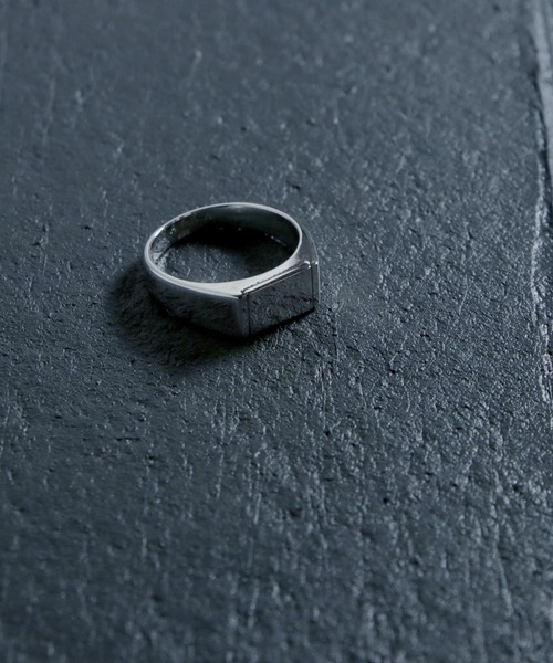 YArKA（ヤーカ）の「【YArKA/ヤーカ】rectangle design ring[drr]/長方形デザインリング silver925（リング・レディース・その他11/シルバー・#13/#17/#19/#11/#15/#21/#23）」の4枚目の写真