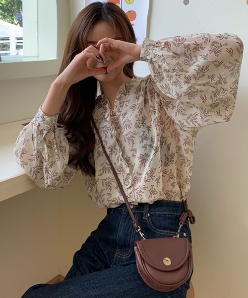 Girly Doll（ガーリードール）の「フリル花柄ブラウス（シャツ/ブラウス・レディース・ベージュ/ブルー/イエロー/グリーン/パープル・FREE）」の21枚目の写真