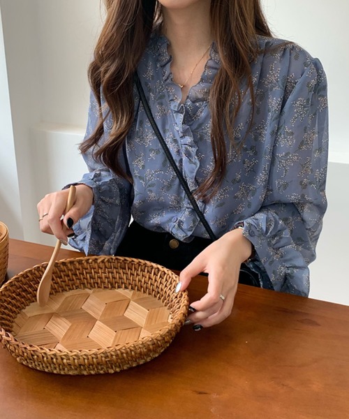 Girly Doll（ガーリードール）の「フリル花柄ブラウス（シャツ/ブラウス・レディース・ベージュ/ブルー/イエロー/グリーン/パープル・FREE）」の22枚目の写真