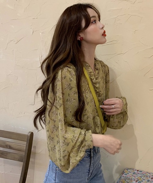 Girly Doll（ガーリードール）の「フリル花柄ブラウス（シャツ/ブラウス・レディース・ベージュ/ブルー/イエロー/グリーン/パープル・FREE）」の14枚目の写真