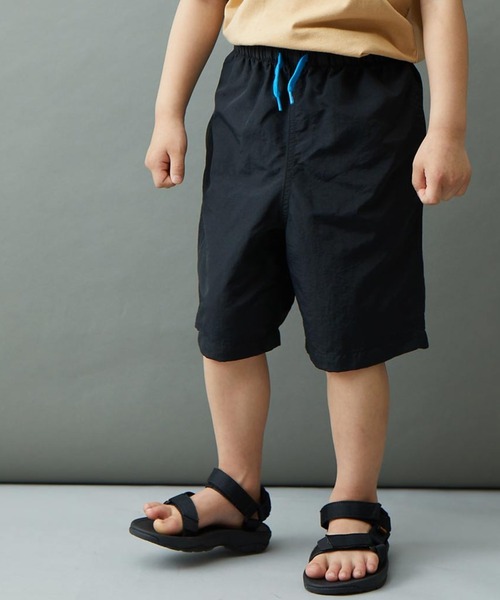 ＆yam（アンドヤム）の「水陸両用 速乾素材 配色ドロストショートパンツ（その他パンツ・キッズ・ベージュ/グレー/ブラック/パープル/グリーン・110-120cm/140-150cm/150-160cm/120-130cm/130-140cm）」の2枚目の写真