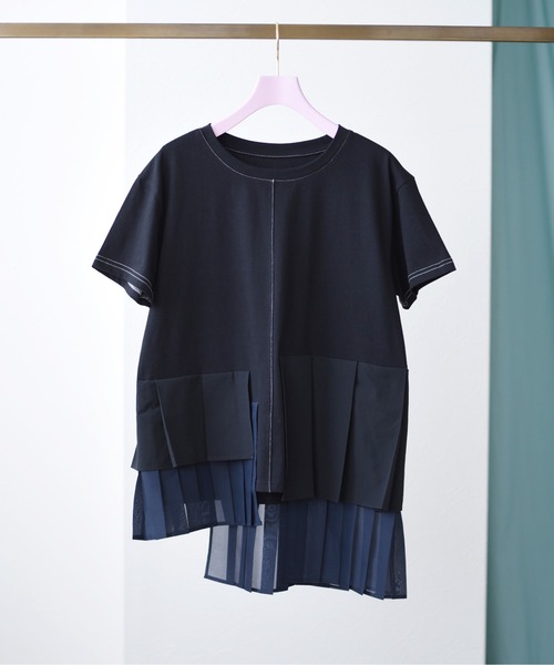 Eimee Law(エイミーロウ)の「プリーツレイヤードTシャツ(Tシャツ/カットソー・レディース・オフホワイト/グリーン/ライトベージュ/ブラック・38)」の3枚目の写真